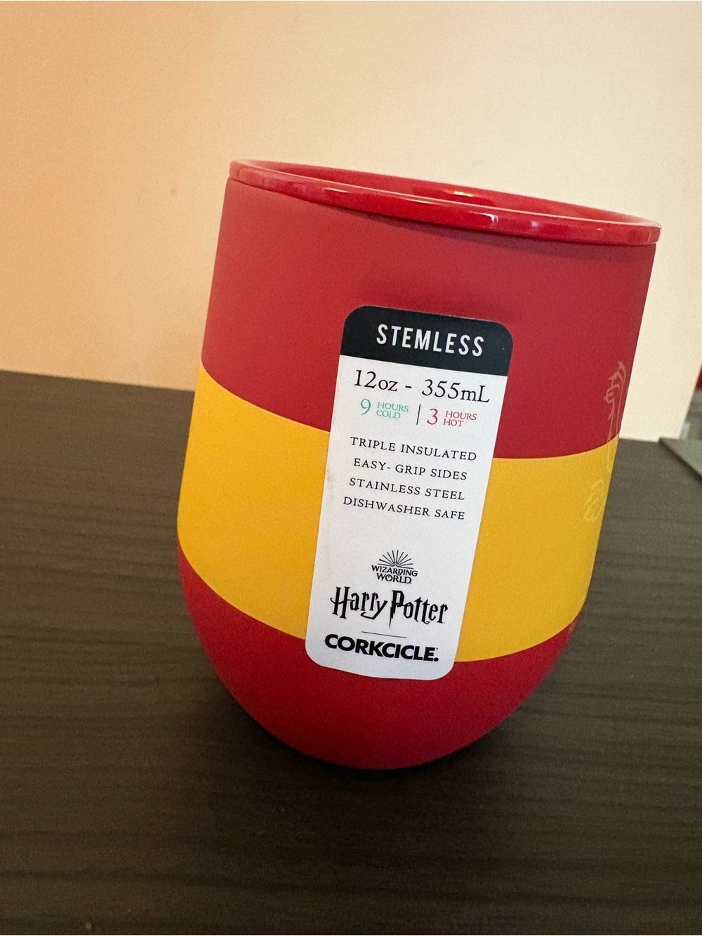 Harry Potter themed Corkcicle stemless wine cup with 'G' for Gryffindor - Picture 3 of 7